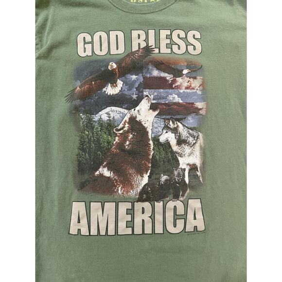 God Bless America Shirt Mens Large Green Patriotic Wolf Eagle Nature Graphic USA - Picture 2 of 6
